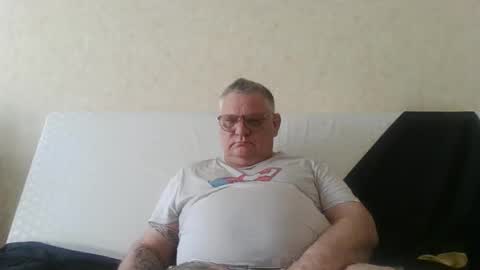 Snapshot of thierrysymp chatting on 04-18-26, 04:11 Thierrysymp online show from 04-18-26, 04:11
