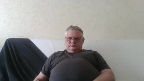 Snapshot of thierrysymp chatting on 05-01-26, 03:27 Thierrysymp online show from 05-01-26, 03:27