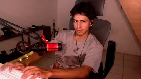 thieves_us online show from 12-04-25, 05:06