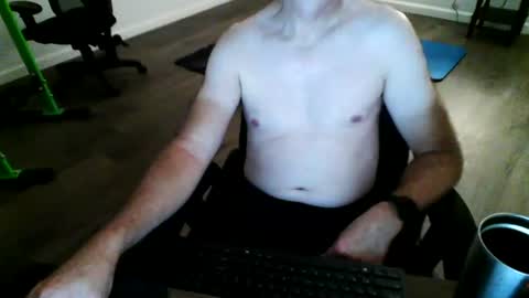 Snapshot of thinboy4moon chatting on 07-14-26, 08:41 thinboy4moon online show from 07-14-26, 08:41