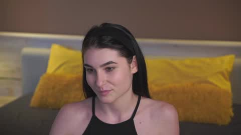 Lilly online show from 04-18-26, 03:05