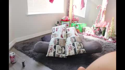 Snapshot of thisdirtysecret chatting on 12-18-24, 07:08 BAM online show from 12-18-24, 07:08