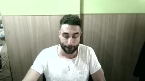 Snapshot of tho147mas chatting on 01-06-25, 02:36 Thomas online show from 01-06-25, 02:36