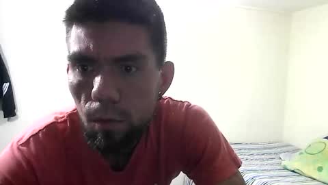 Snapshot of thomas2wood chatting on 06-05-26, 11:10 Thomas2Wood online show from 06-05-26, 11:10
