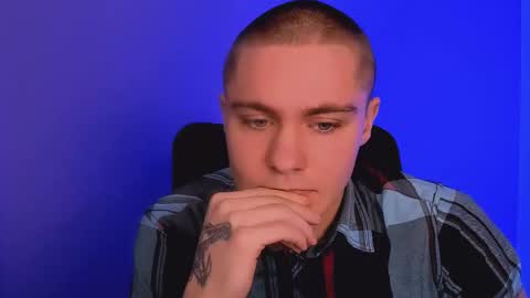 Snapshot of thomas_crow chatting on 11-19-25, 09:53 thomas_crow online show from 11-19-25, 09:53