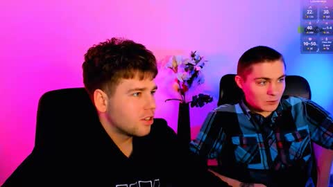 Snapshot of thomas_crow chatting on 12-15-25, 09:46 thomas_crow online show from 12-15-25, 09:46