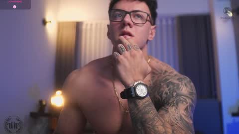 Thomas Falcon online show from 10-26-25, 12:38