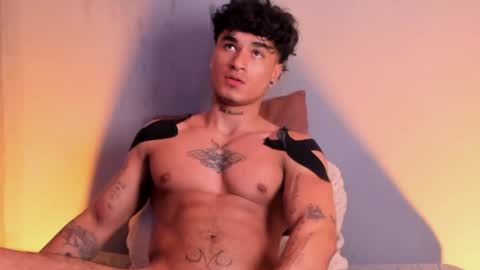 Thomas 3  JUST STAY AND BE MY LAST LOVE online show from 01-05-25, 02:38