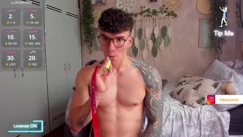 Thomas Grey online show from 11-30-25, 09:30