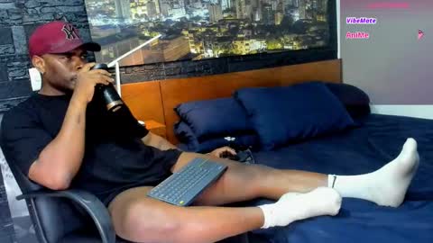 Snapshot of thomas_santtos01 chatting on 02-07-25, 08:20 thomas Santtos online show from 02-07-25, 08:20