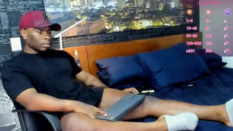 Snapshot of thomas_santtos01 chatting on 02-12-25, 08:29 thomas Santtos online show from 02-12-25, 08:29