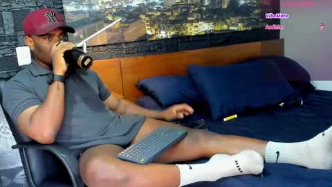 Snapshot of thomas_santtos01 chatting on 02-15-25, 12:33 thomas Santtos online show from 02-15-25, 12:33