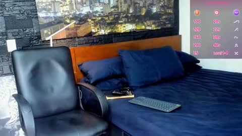 Snapshot of thomas_santtos01 chatting on 02-23-25, 01:10 thomas Santtos online show from 02-23-25, 01:10