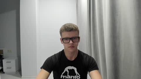 Snapshot of thomas_shelbivip chatting on 12-02-24, 12:09 Tomas online show from 12-02-24, 12:09