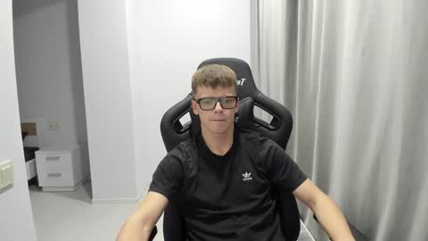 Snapshot of thomas_shelbivip chatting on 01-30-25, 11:13 Tomas online show from 01-30-25, 11:13