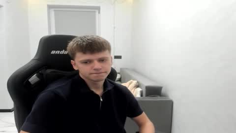 Snapshot of thomas_shelbivip chatting on 01-05-26, 09:29 Tomas online show from 01-05-26, 09:29