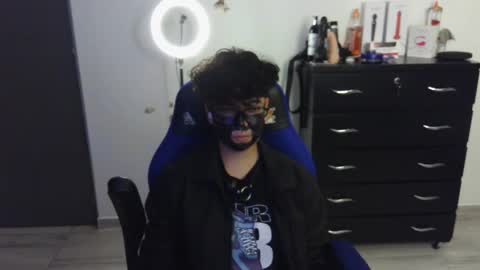 VALERIA online show from 01-31-25, 01:54