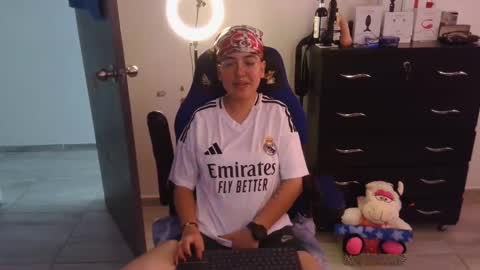 VALERIA online show from 03-04-25, 07:54