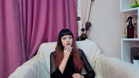 Bella online show from 11-11-25, 09:09