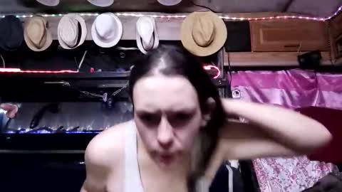 Snapshot of thomaspernell69 chatting on 12-22-25, 05:37 bw ky cock online show from 12-22-25, 05:37