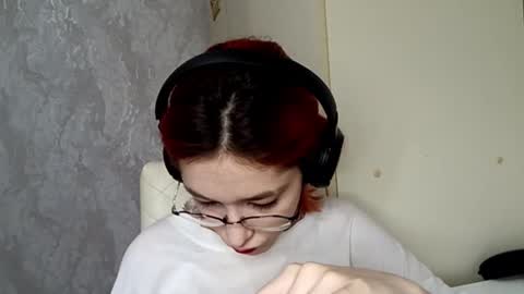 Snapshot of thomasvicknair chatting on 12-04-25, 11:52 Lina online show from 12-04-25, 11:52