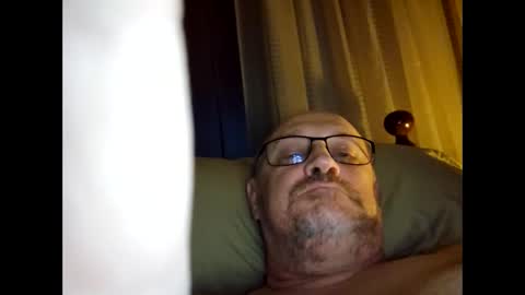 Snapshot of thomcatt66 chatting on 03-18-26, 02:15 thomcatt66 online show from 03-18-26, 02:15