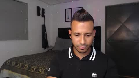 Snapshot of thommerxxx chatting on 09-30-25, 06:46 Thom online show from 09-30-25, 06:46