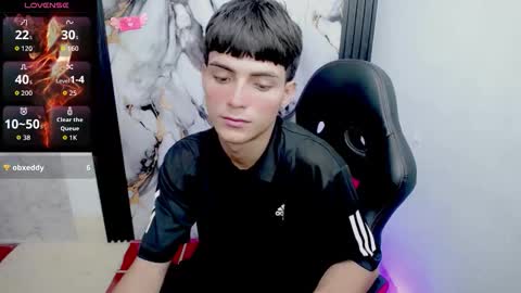 Snapshot of thommy_cute chatting on 12-05-25, 02:31 Thomas online show from 12-05-25, 02:31