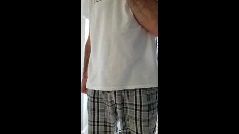 thompp02 online show from 04-17-26, 09:12