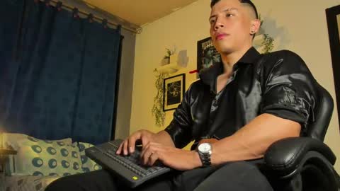 Thoms Every online show from 09-16-25, 12:22