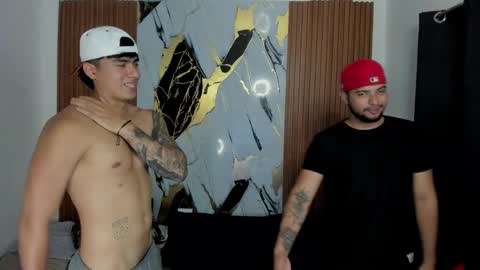 Snapshot of thomson_hot01 chatting on 11-28-25, 05:21 thomson_hot01 online show from 11-28-25, 05:21