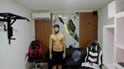 thomson_hot01 online show from 04-09-26, 05:51