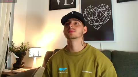 thomylov online show from 03-28-26, 09:42