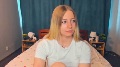 Snapshot of thoracarter chatting on 06-28-26, 07:36 thoracarter online show from 06-28-26, 07:36