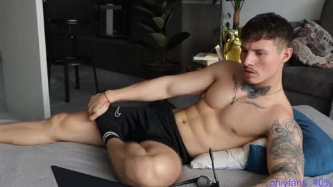 Sebastian online show from 02-19-25, 06:32