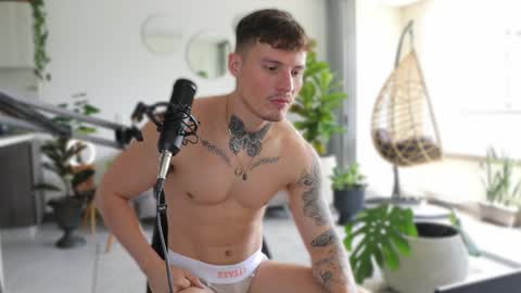 Sebastian online show from 03-02-25, 03:48