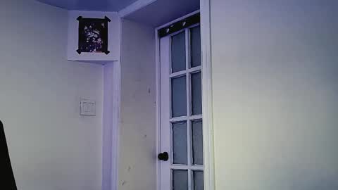 Snapshot of thornedrosets chatting on 02-20-26, 07:36 Mar online show from 02-20-26, 07:36