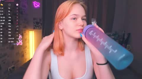 Snapshot of thousand_desires chatting on 02-23-26, 09:06 Lynn online show from 02-23-26, 09:06