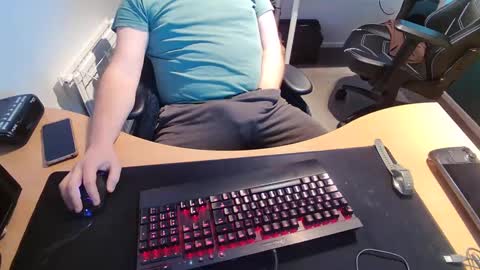 Snapshot of throbbingbrain chatting on 03-06-25, 11:53 Rob online show from 03-06-25, 11:53