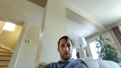 throwawayafteruse20202 online show from 12-04-25, 05:21