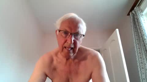 Snapshot of thruster99 chatting on 07-05-26, 07:37 thruster99 online show from 07-05-26, 07:37