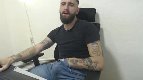 HugeJuicy online show from 12-02-24, 12:41