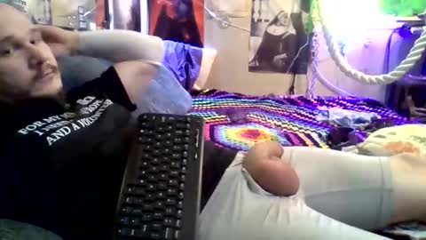 Snapshot of thunder8u42 chatting on 02-09-26, 12:53 thunder8u42 online show from 02-09-26, 12:53