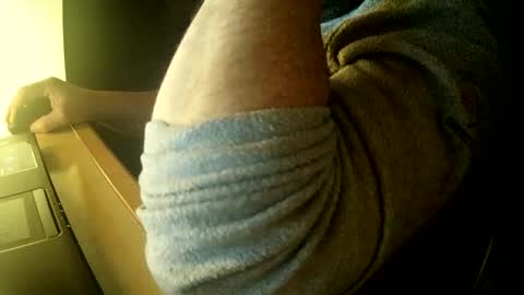 Little Wolf  online show from 02-17-25, 08:26