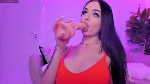 Snapshot of tiabelle chatting on 10-02-25, 06:04 tiabelle online show from 10-02-25, 06:04