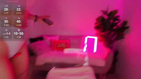 Snapshot of tiabelle chatting on 10-12-25, 05:34 tiabelle online show from 10-12-25, 05:34