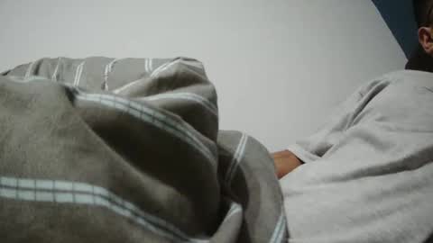 Snapshot of tiago2588 chatting on 02-09-25, 11:57 tiago2588 online show from 02-09-25, 11:57