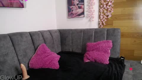 Snapshot of tiana_rosse_ chatting on 02-05-25, 11:55 tiana_rosse_ online show from 02-05-25, 11:55