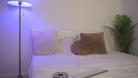 Snapshot of tianna_fox chatting on 02-03-26, 08:14 Anna online show from 02-03-26, 08:14