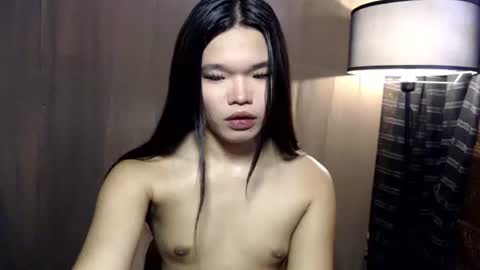 Ms. Tiara online show from 11-23-25, 01:16